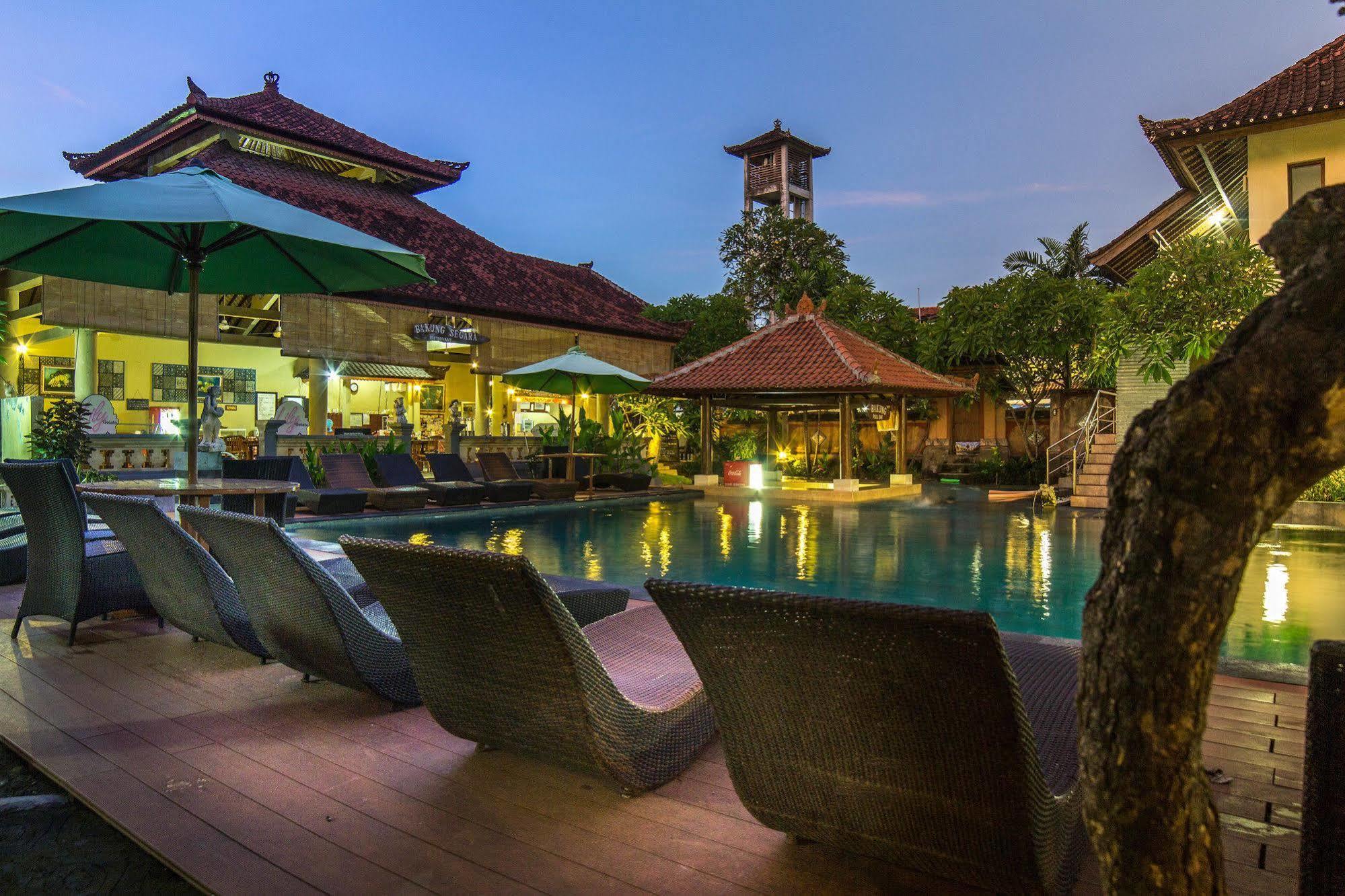 Bakung Beach Resort Kuta  Exterior photo